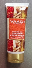 Маска с сандалом и шафраном Ваади для ровного тона лица (Vaadi Chandan Fairness Face Pack) 120 гр