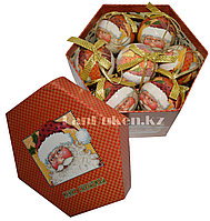 Набор новогодних шариков "папье-маше" 14 шт. в подарочной коробке "Merry Christmas" 70-070