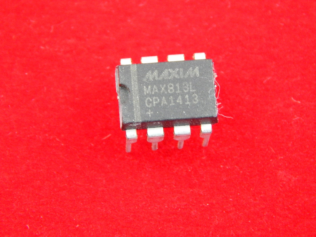 MAX813LCPA Устройства Мониторинга DIP-8 - фото 1 - id-p39118016