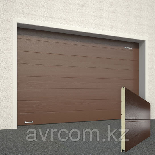 Ворота секционные RSD02, дизайн панели: широкая полоса, цвет: коричневый.
