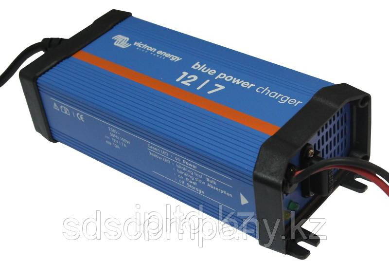 Зарядное устройство для автомобильных гелевых и AGM аккумуляторов 12 В, 7 А, производства Victron Energy