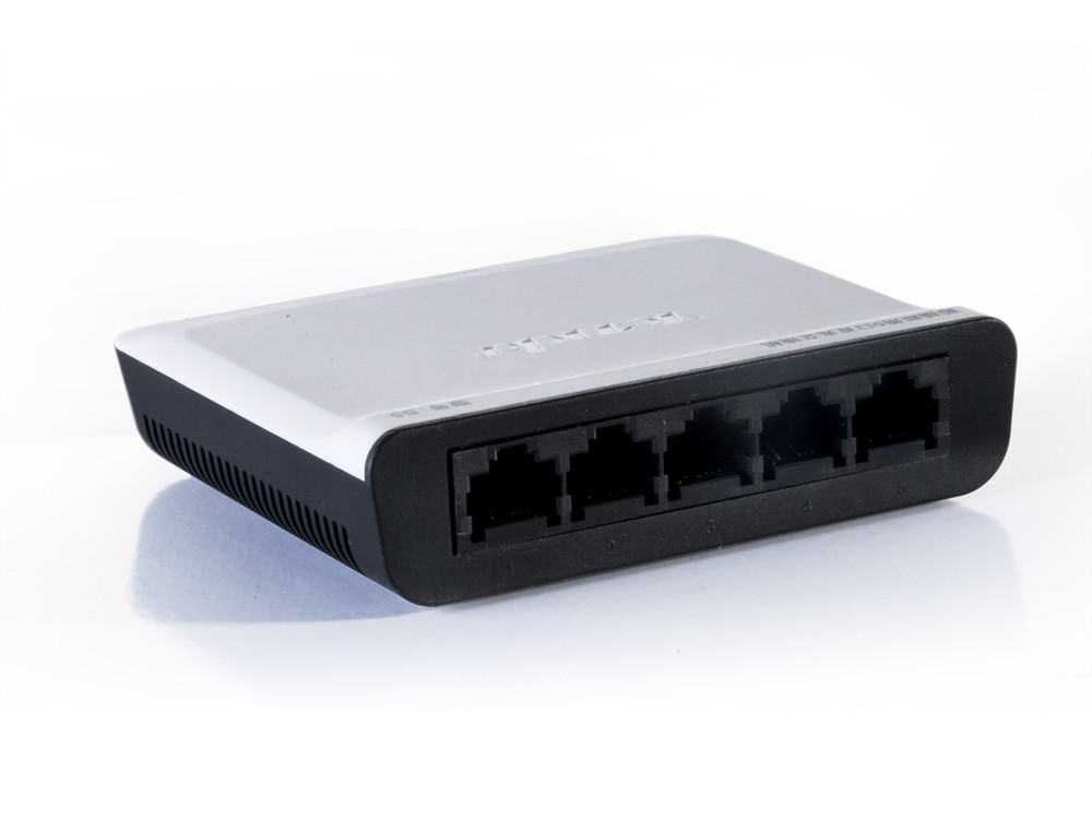 Коммутатор Tenda S5 5-портовый switch