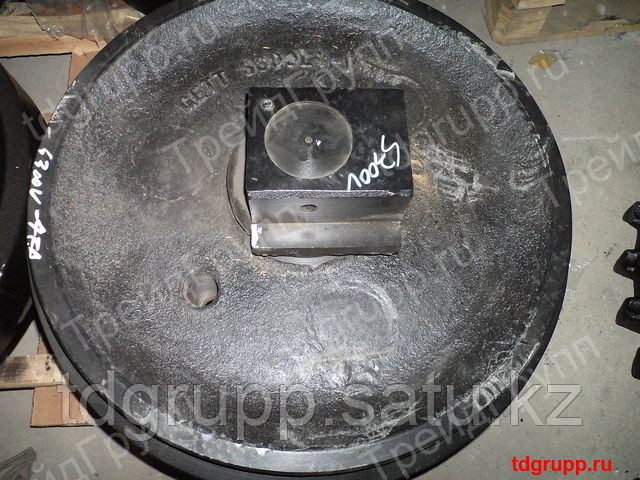 2270-1084 Колесо натяжное Doosan S300, S340