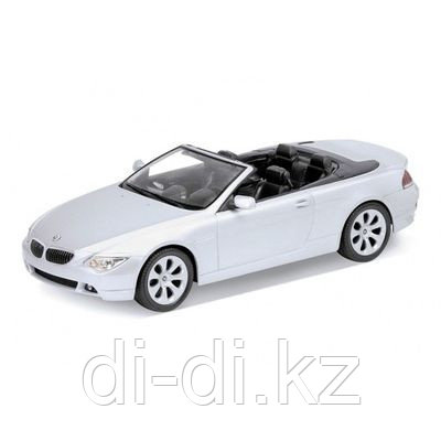 Игрушка модель машины 1:18 BMW 654CI