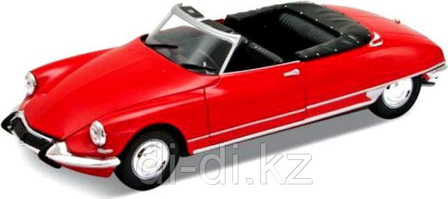 Игрушка модель винтажной машины 1:34-39 Citroen DS 19