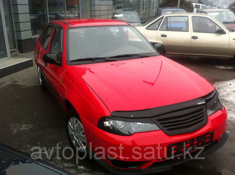 Решетка радиатора Daewoo Nexia