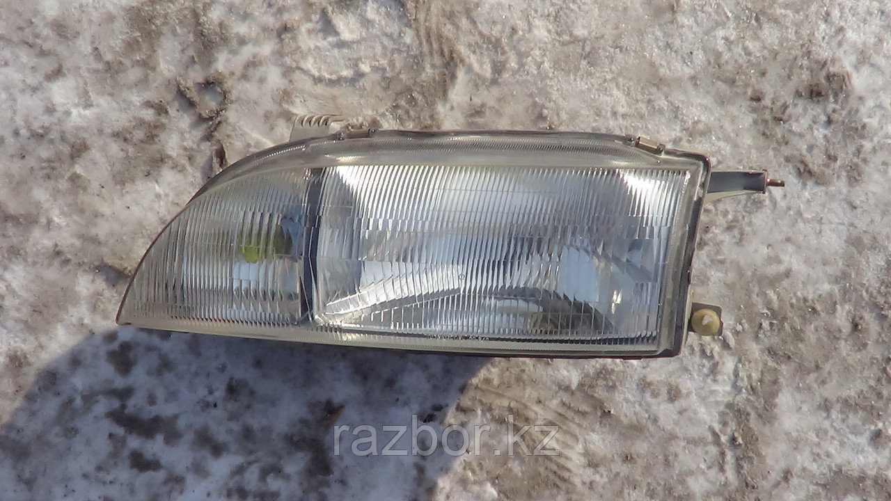 Фара передняя левая Toyota Corona Exiv