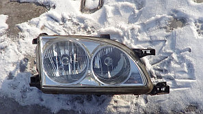 Фара передняя правая Toyota Caldina (210)