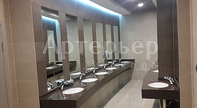 Установка зеркал в санитарные узлы в объекте Ледовая арена на 12 000 зрительских мест в Алатауском районе "Almaty Arena" 2