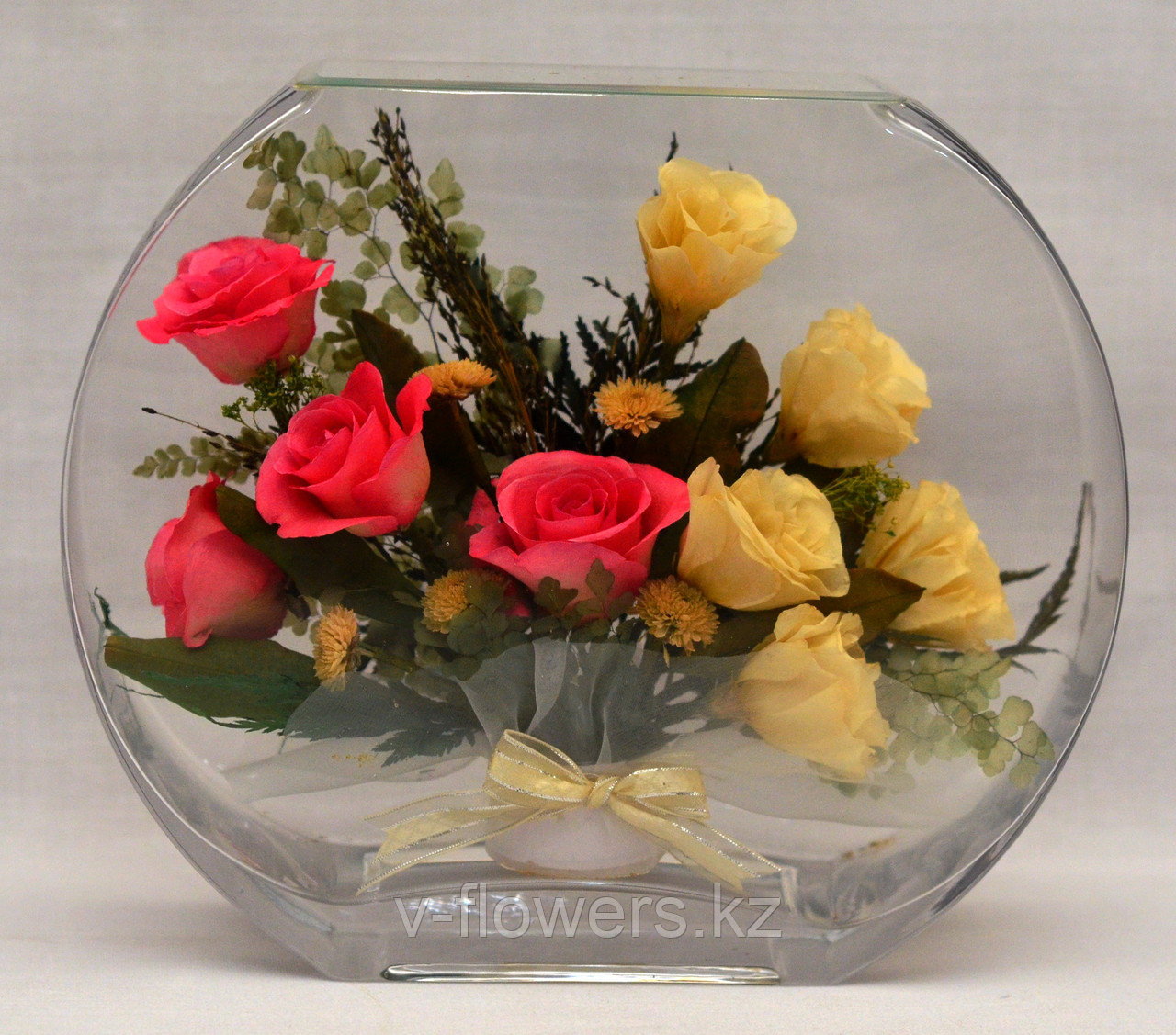Живые цветы в стекле EUR