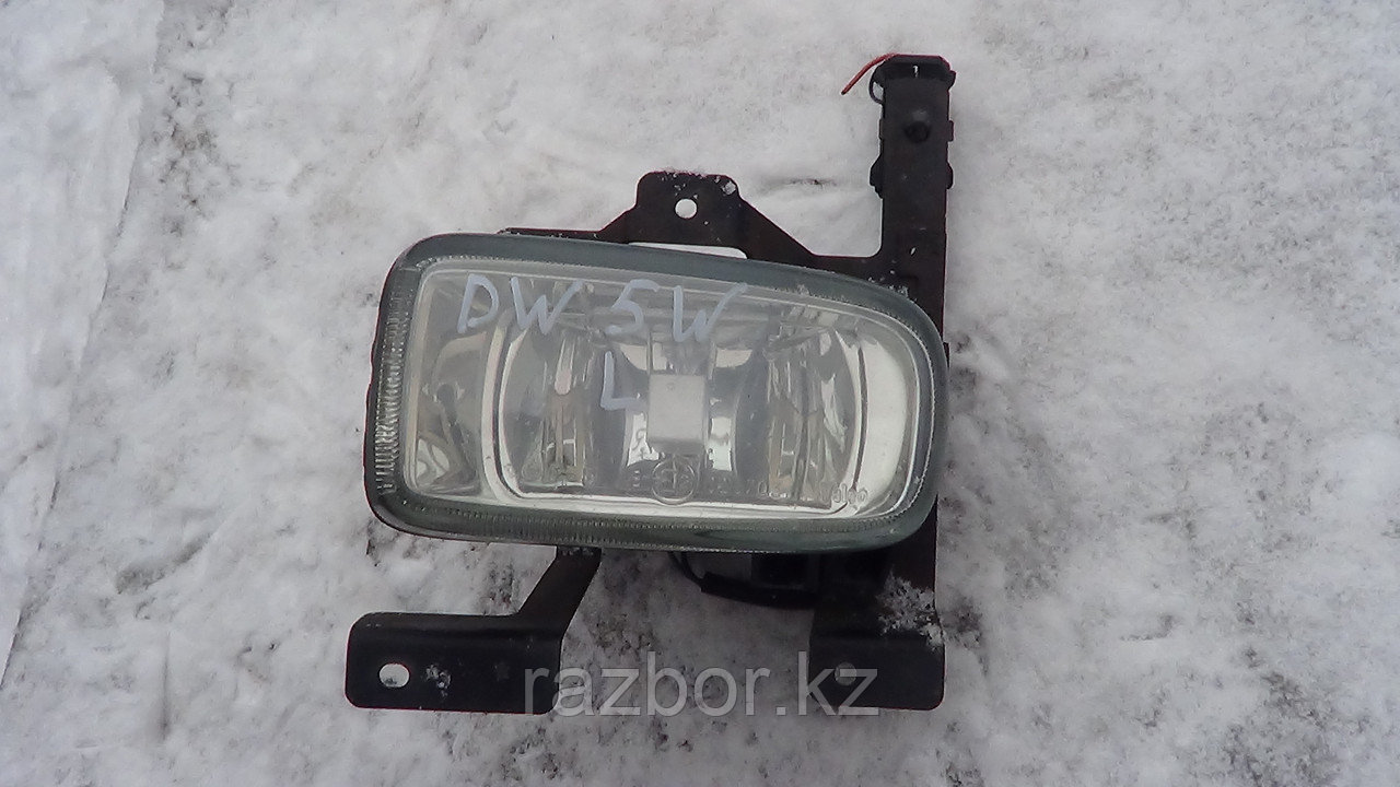 Противотуманка левая Mazda Demio DW5W