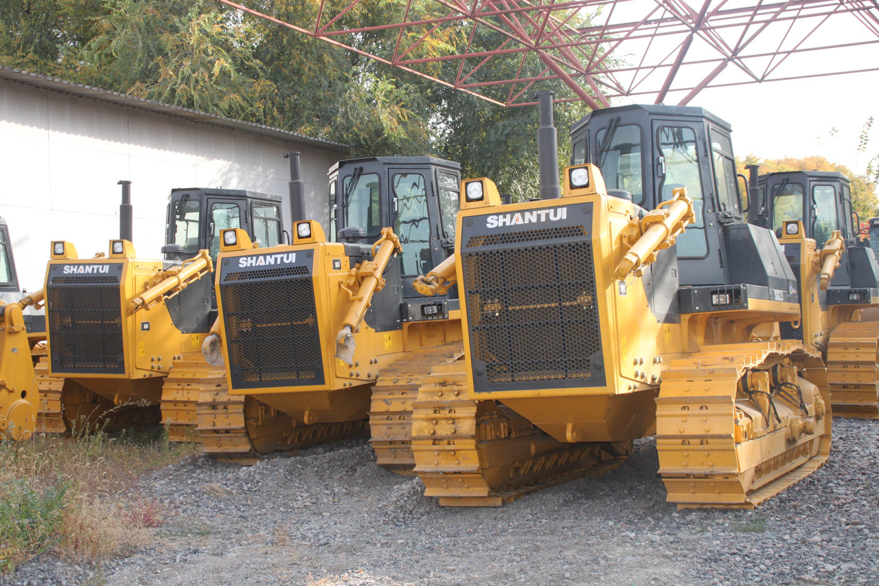 Бульдозер SHANTUI SD16