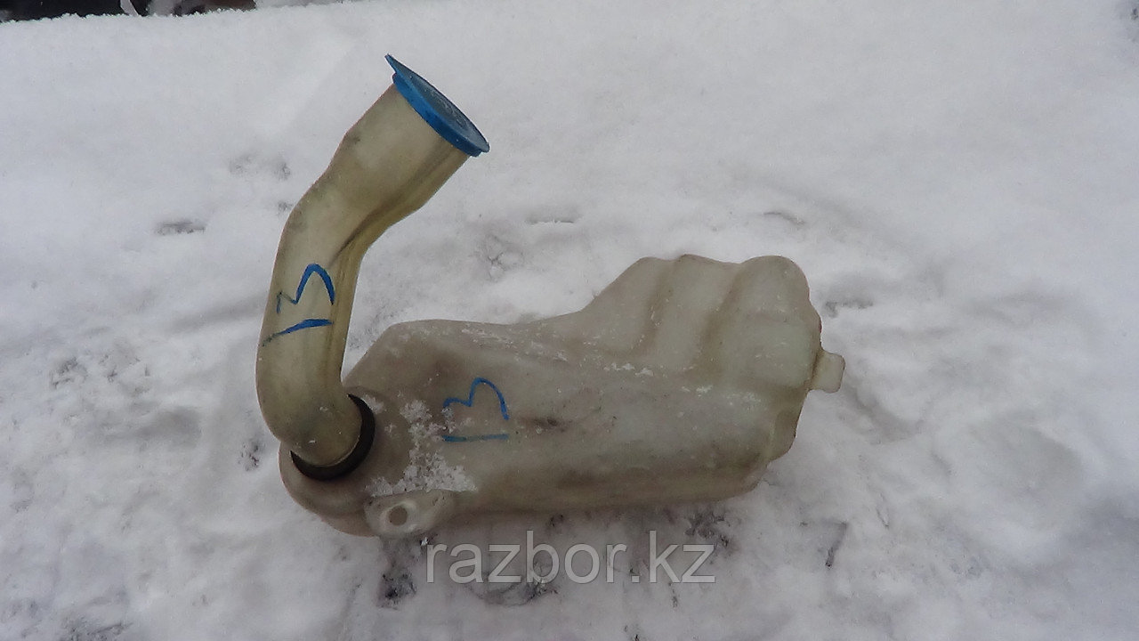 Бачок омывателя лобового стекла Honda Saber, Inspire UA2