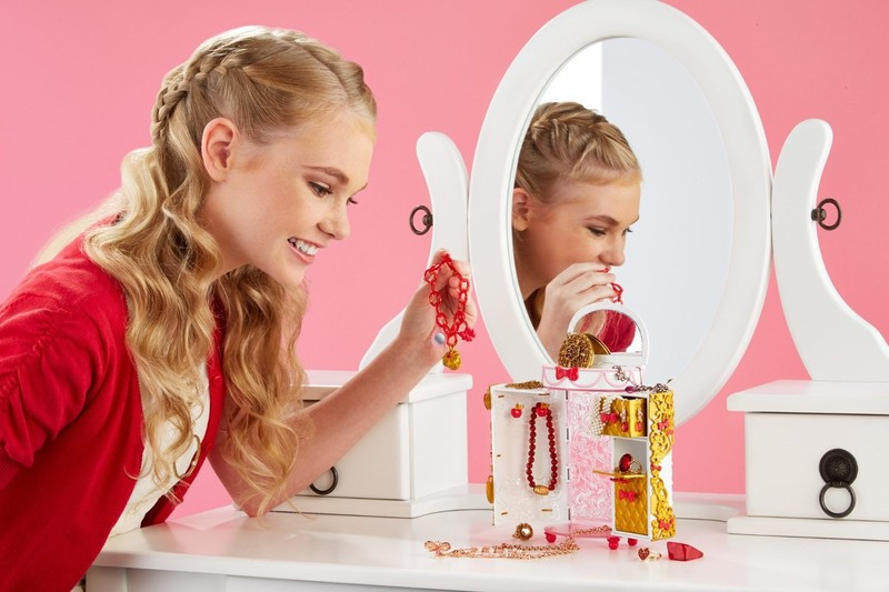 EVER AFTER HIGH: ШКАТУЛКА С УКРАШЕНИЯМИ ДЛЯ APPLE WHITE