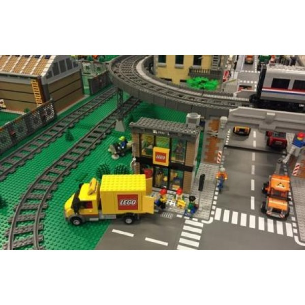 LEGO Город 60097 Городская площадь
