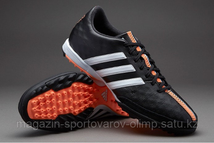 Сороконожки Adidas 11NOVA