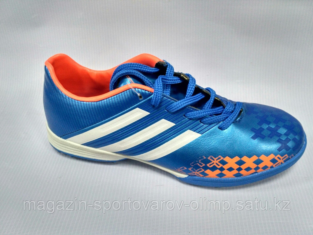 Обувь для футбола, шиповки, сороконожки Adidas