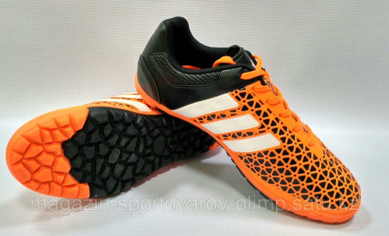 Сороконожки футбольные Adidas, размеры 39-44