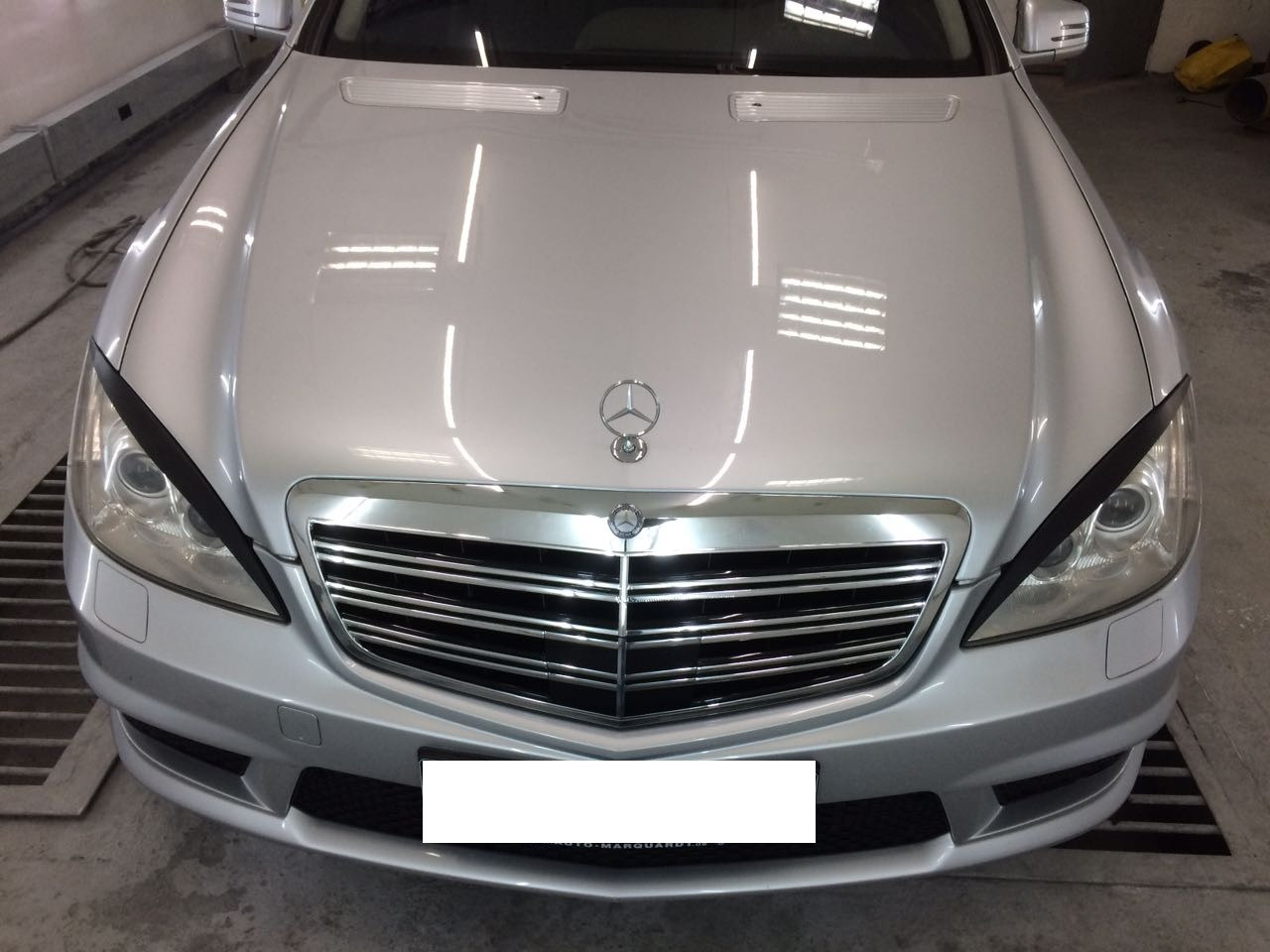 Реснички на фары W221 S-class