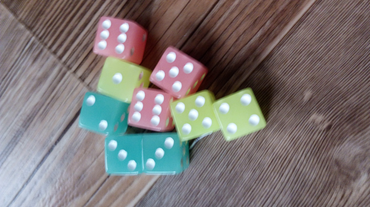 Кость игральная D6 "Свет", в ассортименте