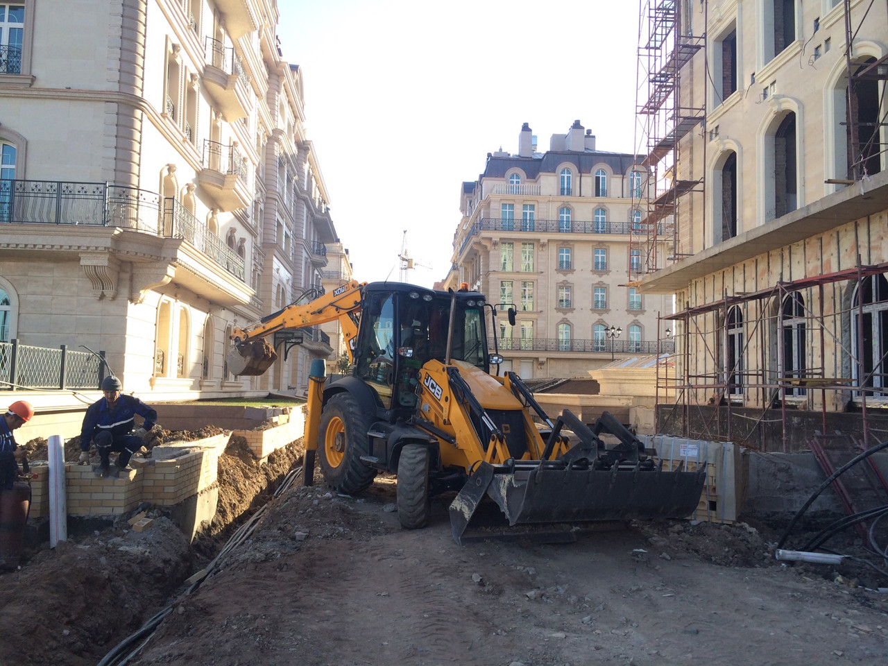 Услуги/АрендаЭкскаватора-погрузчика JCB-3CX