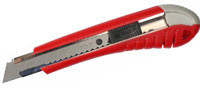 Нож ЗУБР "МАСТЕР" с выдвижным сегментированным лезвием, сталь У8А, 18мм - фото 1 - id-p42776886