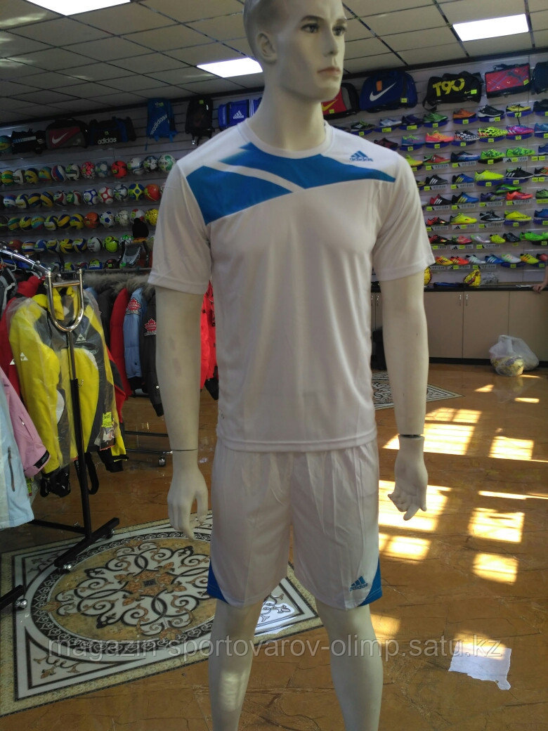 Футбольная форма Adidas 703, белая