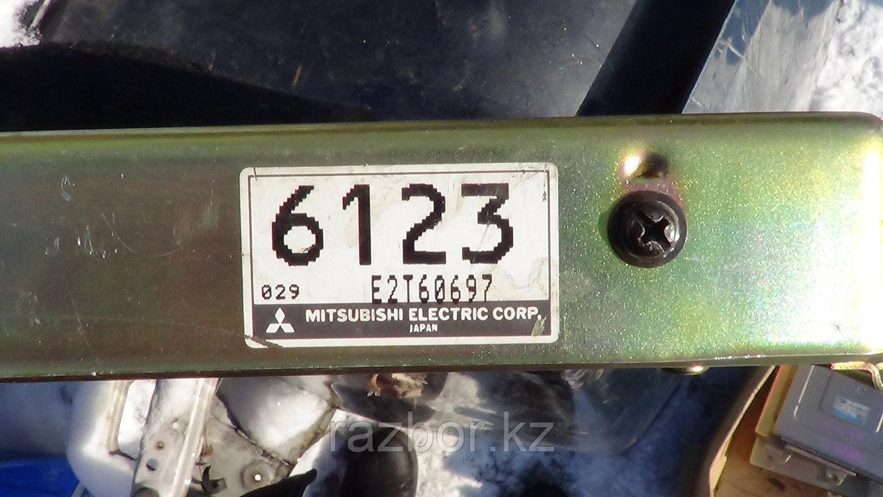 Блок управления двигателем Mitsubishi Galant E52 / №MD316123 - фото 4 - id-p42872093