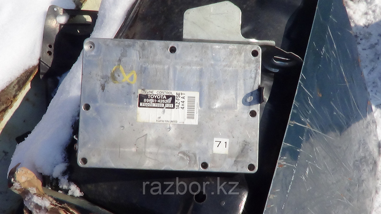 Блок управления двигателем Toyota RAV4 2000-2005 / №89661-4262* - фото 1 - id-p42979338