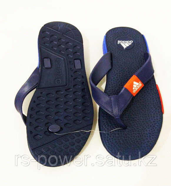 Сланцы Adidas