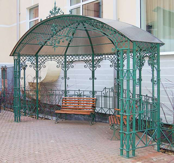 Беседка с барбекю