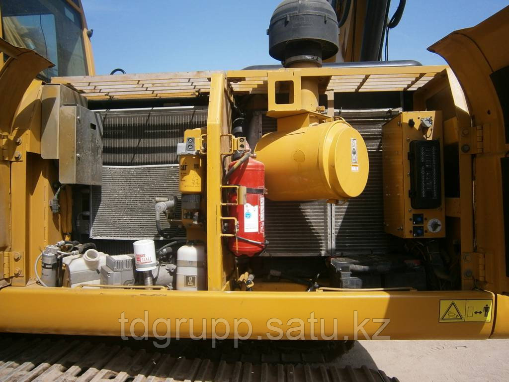 Запчасти для двигателей бульдозеров Caterpillar