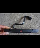 Кнопка аварийки для Toyota Highlander новая.