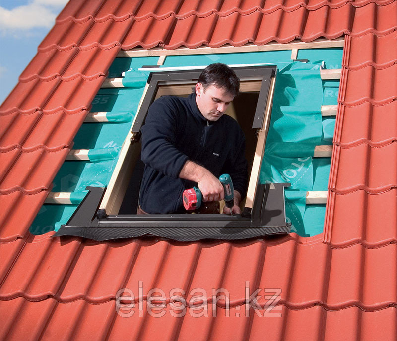 Установка мансардных окон Velux в Алматы - фото 1 - id-p2615419