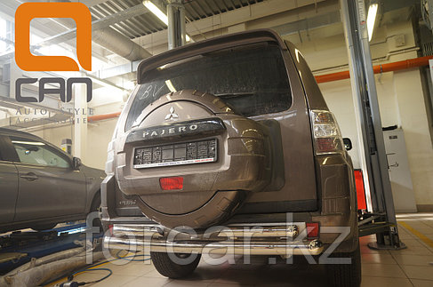 Защита заднего бампера Mitsubishi Pajero IV (2011-) (двойная) d 76/60, фото 2