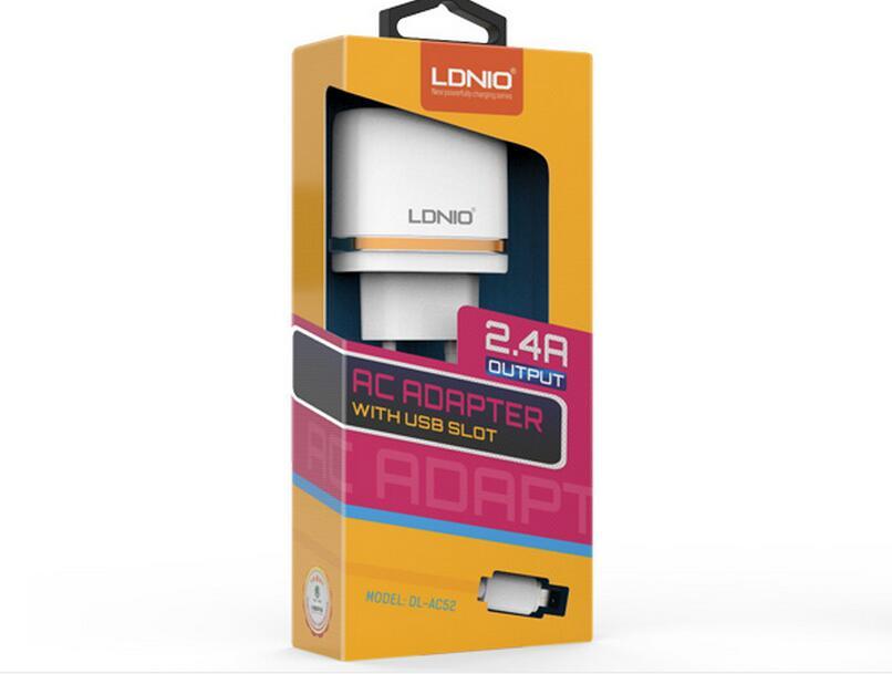 Зарядное устройство LDNIO Lightning USB DL-AC52
