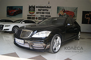 Mercedes-Benz W221 S-class 3