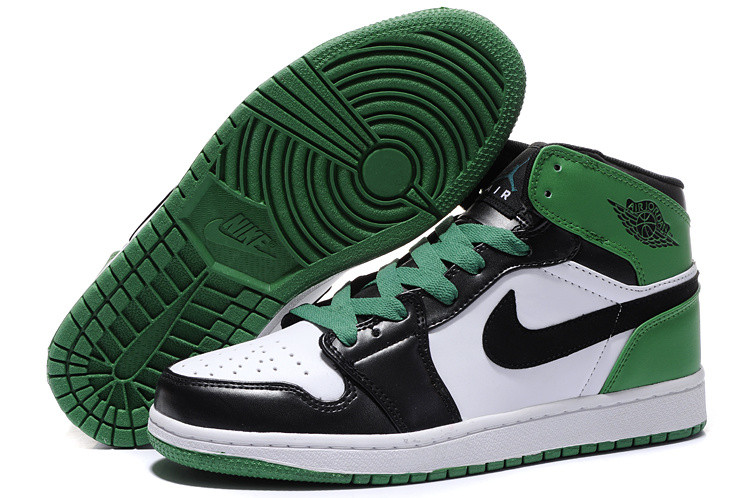 Баскетбольные кроссовки Nike Air Jordan 1 Retro - фото 1 - id-p43985389