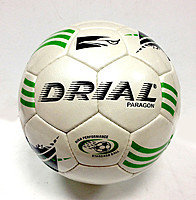 Футбольный мяч DRIAL Paragon
