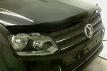 Мухобойка (дефлектор капота) на Volkswagen Amarok/Фольксваген Амарок 2011