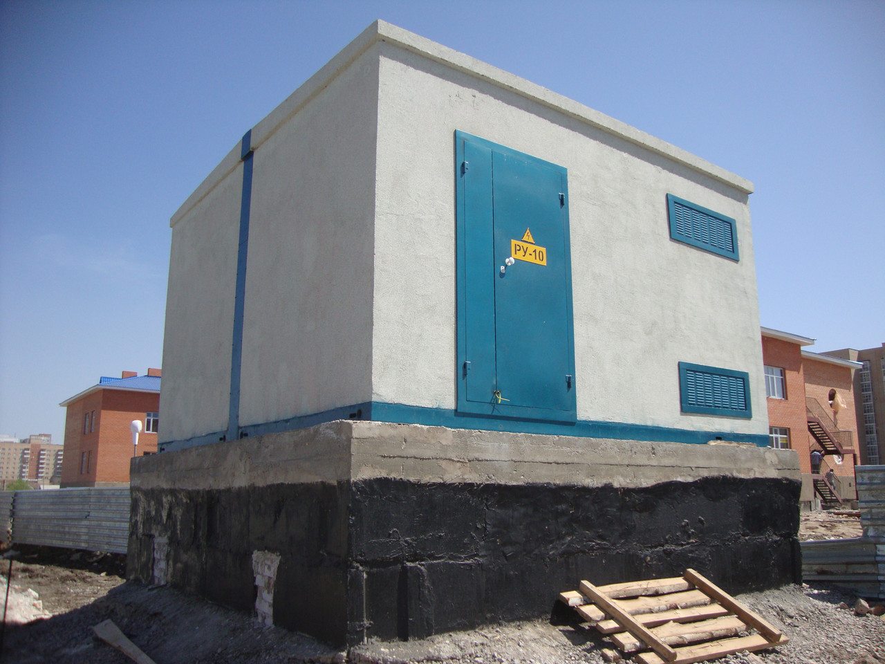 Бетонная комплектная трансформаторная подстанция БКТП 2*1250-10(6)/0,4