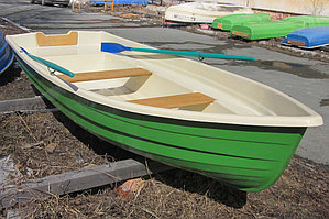 Пятиместная пластиковая лодка Тортилла-395 с Рундуками
