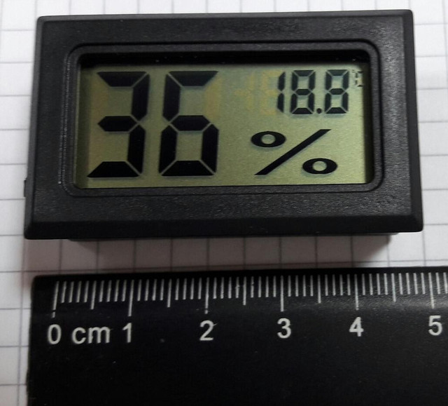 Digital-LCD-Indoor-Temperature-Hygrometer