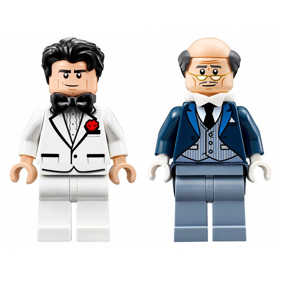 Lego Batman Movie : Нападение на Бэтпещеру 70909