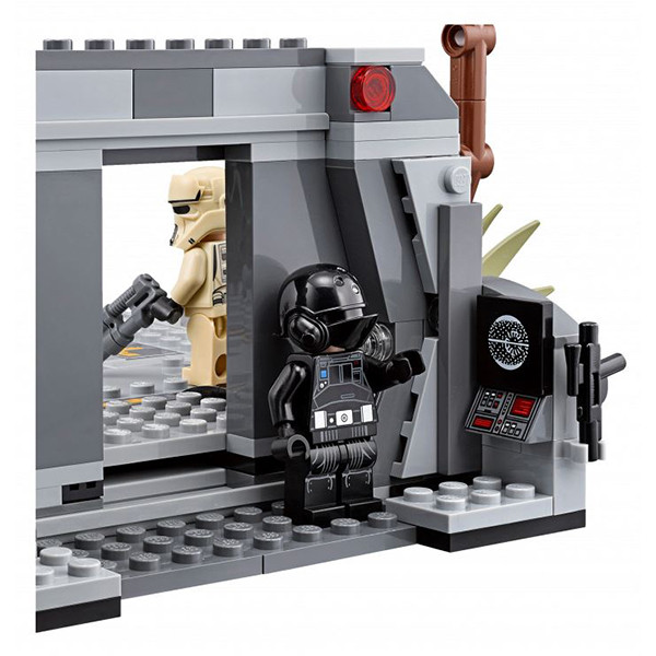 LEGO Звездные войны Битва на Скарифе™