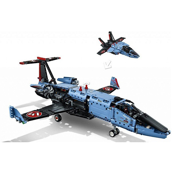 LEGO Техник Сверхзвуковой истребитель