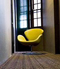 Кресло Swan chair cashemere (mustard, фото 2