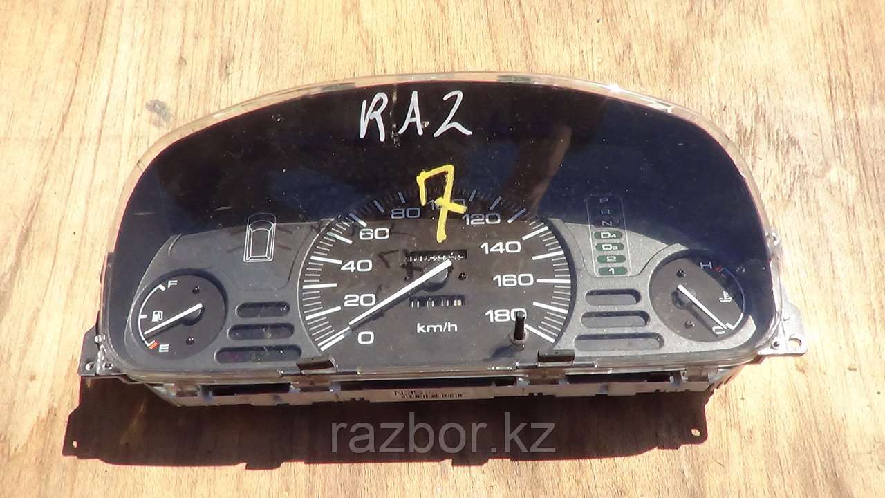 Приборная панель Honda Odyssey 1994-1997