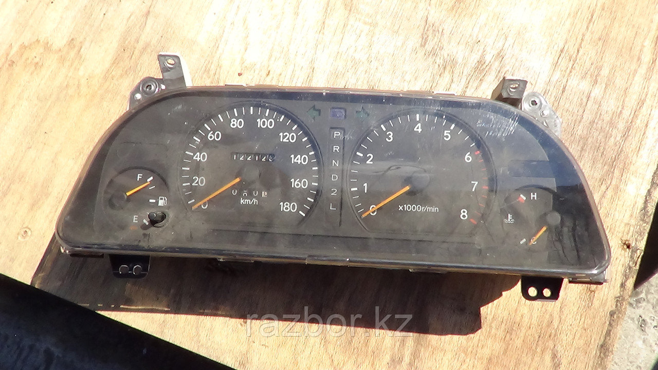 Приборная панель Toyota Mark II (90) 1992-1996