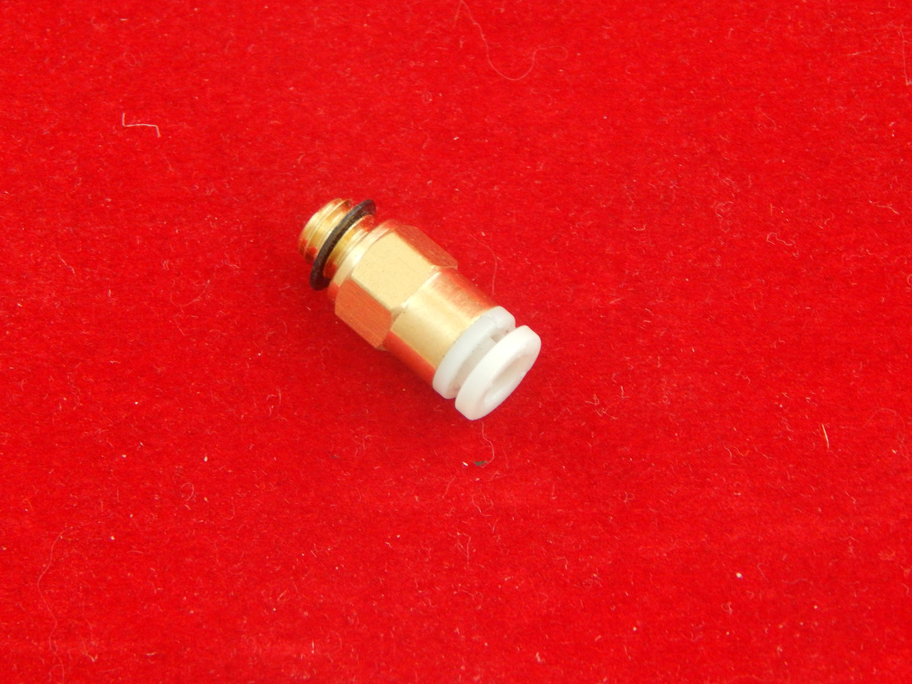 Фитинг для тефлоновой трубки 4 мм, М6 с шайбой - фото 1 - id-p44610500